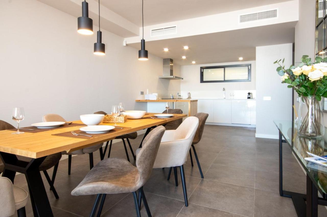 Luxury Apartment Stunning Seaview Bs 3104 マニルバ エクステリア 写真