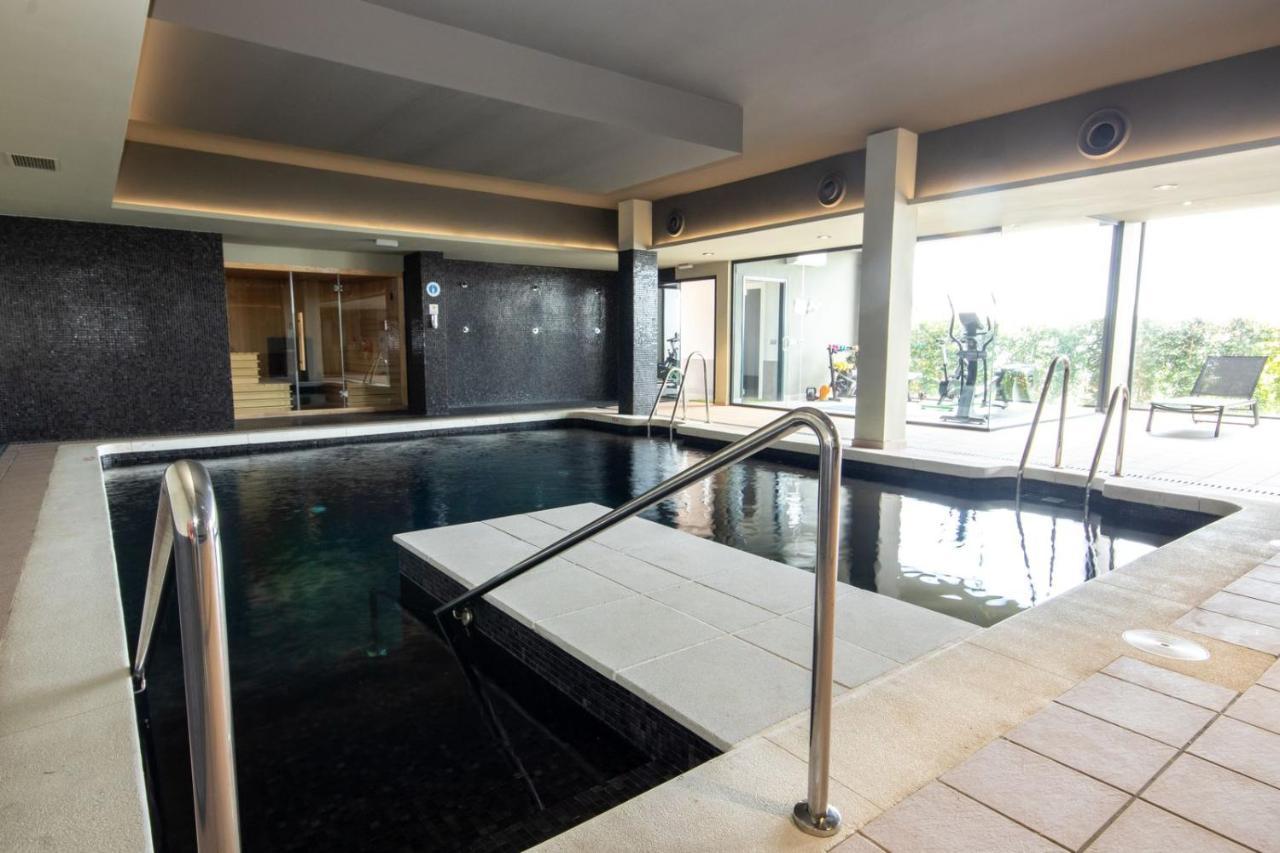 Luxury Apartment Stunning Seaview Bs 3104 マニルバ エクステリア 写真
